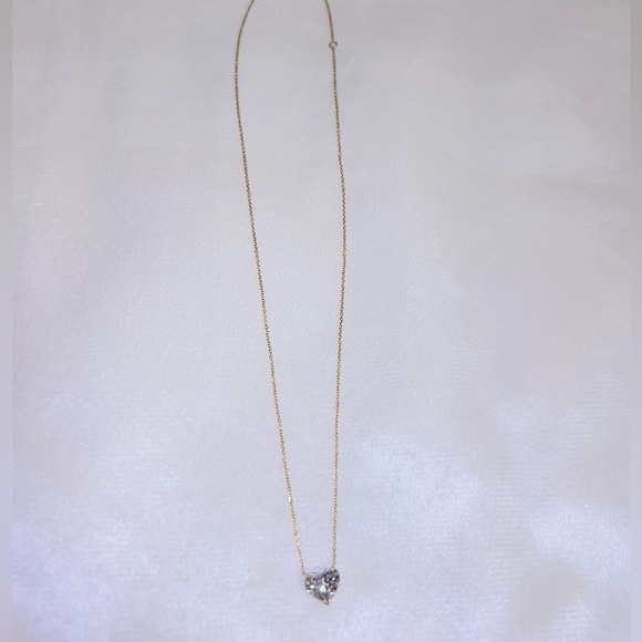 2ct Heart Shaped Diamond Solitaire on a 14kt Gold Chain with IGI Certificate - Picture 3 of 4